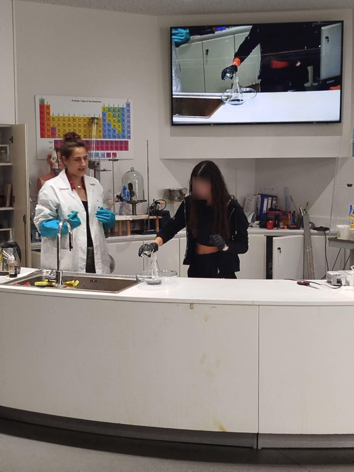 7e4e4246 3b87 4c62 b042 50fd253d33ff